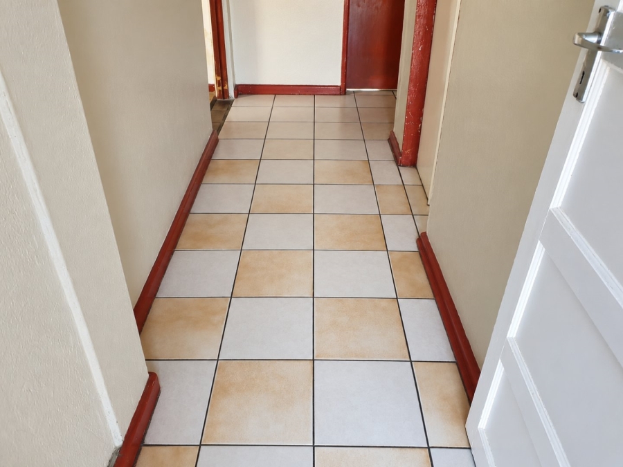 3 Bedroom Property for Sale in Ravensmead Western Cape